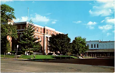 Audrain County Courthouse & Village Square Mexico Missouri 1960s Chrome Postcard • $5.84