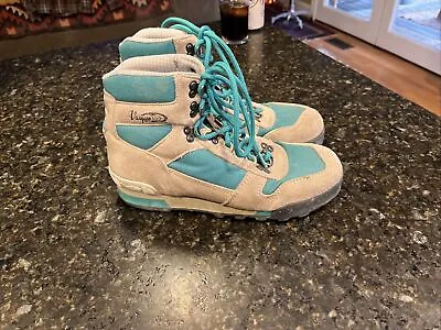 Vintage Vasque Hiking Boots Mens Size 9 • $18