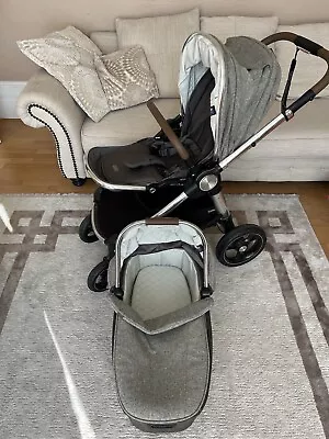 Mamas And Papas Ocarro Pushchair And Carrycot - Woven Grey [2 Piece Set] • £180