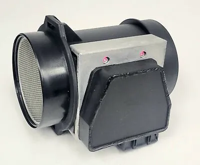 WAI Mass Air Flow Sensor MAF20264T For Volvo 960 S90 V90 1996-1998 • $25