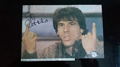 CHELSEA  PLAYER   GIANFRANCO ZOLA   Signed Autograph   6  X 8  • £4.99