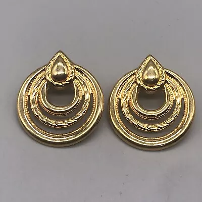 Vintage Door Knocker Earrings Gold Tone Metal Round Circular Estate Jewelry 1” • $8.24