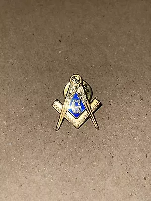 10k Gold Masonic Compass Level Pin • $10