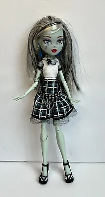 Monster High Doll Ghoul’s Alive! Frankie 2012 Belt Shoes Earrings Lights Sounds • $15