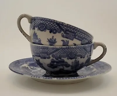 Vintage Blue Willow Miniature 2 Tea Cups And 1 Saucer Made In Japan • $15.20