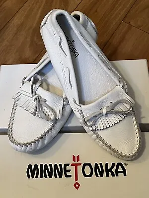 Minnetonka Driving Moccasins Women Sz 11 White Style 594 • £42.82