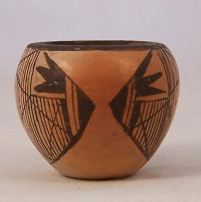 $49.99 • Buy Vintage Nampeyo Hopi American Indian Miniature Pottery Bowl Signed EUC