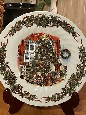 QUEEN'S CHRISTMAS MORNING CHINA PLATE 8  SALAD - COOKIES For SANTA EUC • $13.59