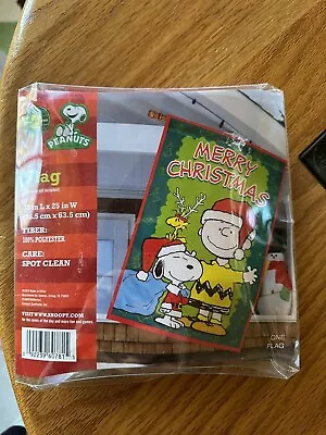 2010 - NEW In Pkg - Snoopy & Peanuts  Christmas  Flag. 40” By 28” • $25