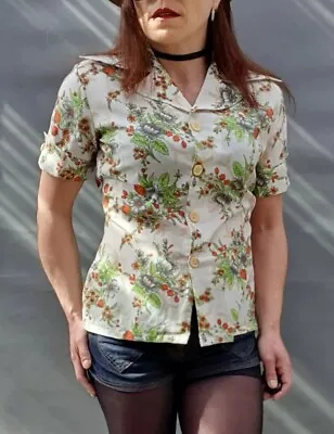 C&A 1970s Vintage Floral Blouse With Dagger Collar's In A Size 12.. • £13.99