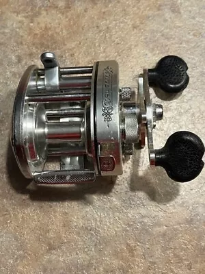 Vintage Shimano Bantam 200 SG Baitcasting Fishing Reel • $29.99