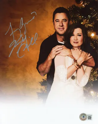 AMY GRANT VINCE GILL DUAL SIGNED 8x10 PHOTO CHRISTIAN COUNTRY COUPLE BECKETT BAS • $165