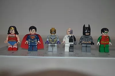 Lego Minifigures: Assorted DC Super Heroes Lot Of 6 Minifigs • $10