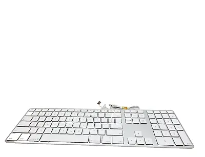Apple USB Wired Keyboard With Numeric Keypad - A1243 • $21.99
