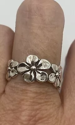 Vintage Flower Band Ring 925 Stetling Silver  • $52