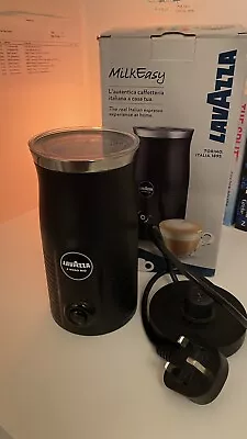 EXCELLENT CONDITION- Lavazza A Modo Mio Milk Easy Frother Black • £10