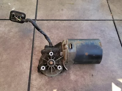 W123 Mercedes Benz OEM  Bosch Windshield Wiper Motor • $49.99