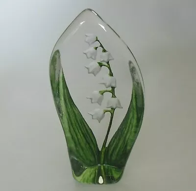 Mats Jonasson Maleras Lily-of-the-Valley Paperweight(34215) - 5 1/4 (13.5cms) • £62.50