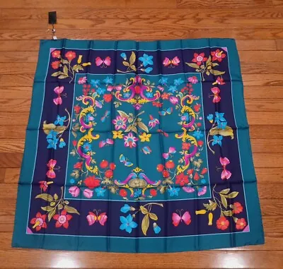 Vintage Gucci Flowers And BUTTERFLIES  Silk Scarf 33”x 33  NWT REF877 • $99.99