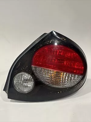 2004-2008 Nissan Maxima Passenger Side Quarter Mtd Rear Brake Tail Light Oem • $39.99