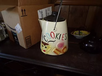 Vintage Ceramic Cookie Jar With Metal Handle • $10