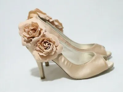 $59.99 • Buy Forever New Size 7 Womens 2x Petal Detail Peep Toe Heels (Ceremonial Wear)