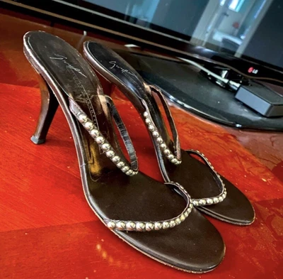 $30 • Buy Giuseppe Zanotti Leather Slides