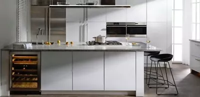Custom Fully Assembled 10X10 Contemporary Dennis Glossy White Kitchen Cabinets • $4799.99