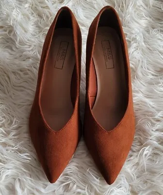 New Marks & Spencers M&S Insolia Brown Faux Suede Mid Heels Court Shoe Size 6 39 • £19.99