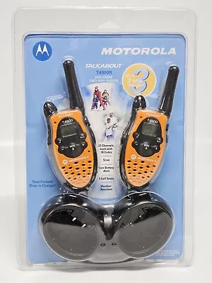 Motorola Talkabout T4900R 22 Channel FRS & GMRS Radio Set + Charger Dock • $19.92