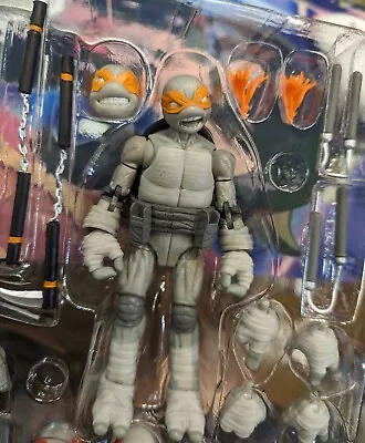 Michelangelo 2023 Exclusive TMNT Battle Ready Black & White BST AXN Figure • $19.79