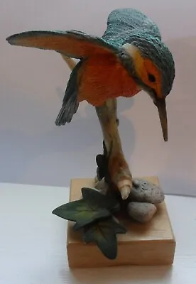 Country Artists Hand Painted Kingfisher Figurine • £7.99