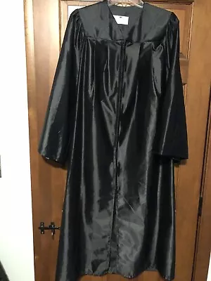 Oak Hall C.E. Ward Black Graduation Robe Gown Halloween Judge 5'3” To 5'5  • $9.99