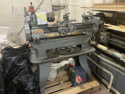 £725 • Buy South Bend Lathe Model A 3 1/2 Ft Bed Very Good Condition Any Trial