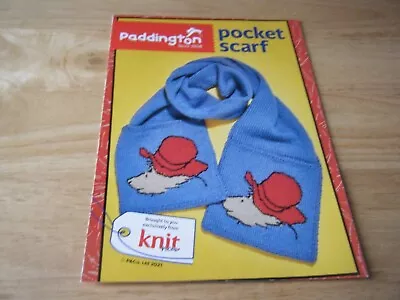 Paddington Bear Pocket Scarf Knitting Pattern • £1.50
