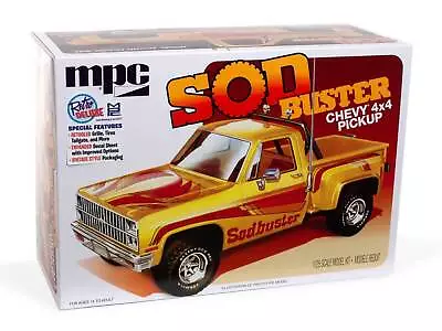 MPC 1:25 1981 Chevy Stepside Pickup Sod Buster Plastic Model Kit MPC972M • $31.99