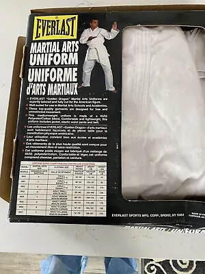EVERLAST MARTIAL ARTS UNIFORM SZ 3 White W/Wh Belt Small 60”-66” 152-168lbs • $9.99