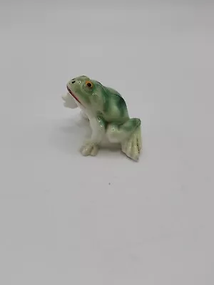 Miniature Porcelain Ceramic Frog Figurine. Unmarked.   • $5