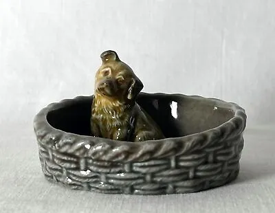  Vintage Unboxed WADE Whimsies Porcelain Dog Pup In A Basket C1980 • £7.95