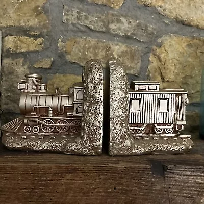 Vintage Universal Statuary Corp CHICAGO 1964 Heavy Train Caboose Bookends • $19.97