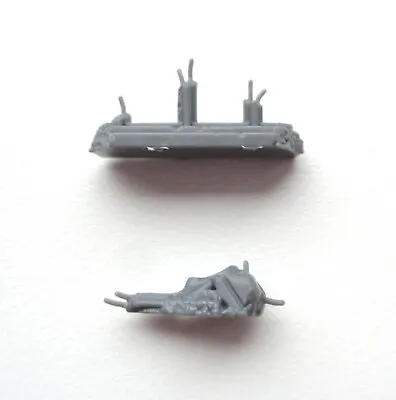 Warhammer 40K X2 Necromunda House Escher Doom Maiden/Wyld Runner Base Scenery • £3.50