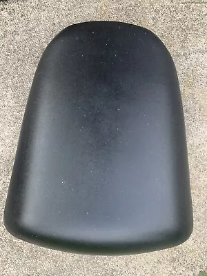 Kawasaki  Zx6r Zxr 600 J1 J2 2001 Pilion Passenger Rear Back Seat Kzj1 • £24