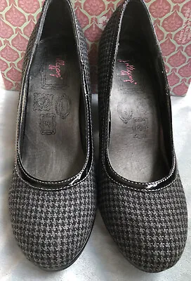 JellyPop Wagner Black Houndstooth Heels Women's Fabric 10 Shoes Modcloth NEW • $26.60