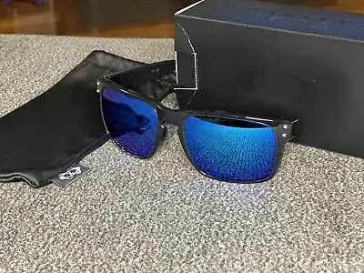Brand New Oakley Holbrook 009102 Black Ink/ Prizm Sapphire Polarized Sunglasses • $169.95