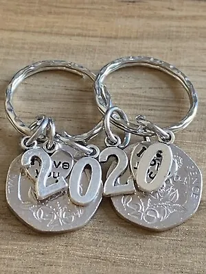 NEW PAIR OF 20th WEDDING ANNIVERSARY GIFT 2004  COIN KEYRINGS & CHARMS GIFT BAG • £9.99