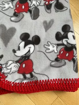 Disney Mickey And Minnie Fleece Throw Blanket. 57 X 46 • $12