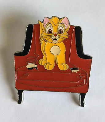 Disney Pin #142984 - Loungefly - Oliver And Company - Chair Pet Mystery 2021 NEW • $10.99