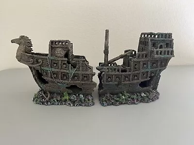 $200 • Buy Extra Large Wrecked Pirate Ship Fish Swim Thru 20” L 9” T 6” W