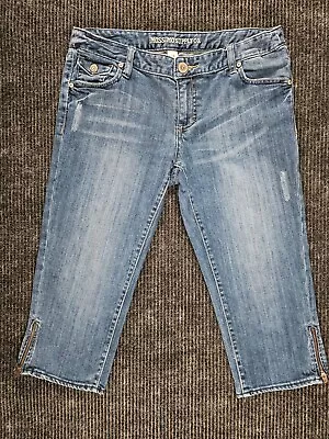 Mossimo Supply Co. Women's Blue Capri Stretch Jeans Size 9 • $8.46