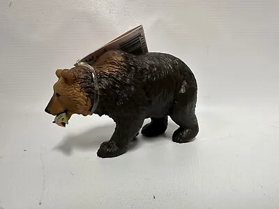 WILD SAFARI LTD Grizzly Brown Bear W/ Fish  281929 G-Scale Papo Just Plain Folk • $6.85